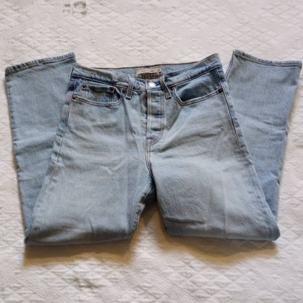 Levi’s Wedgie Straight High-Rise Jeans, Size 27